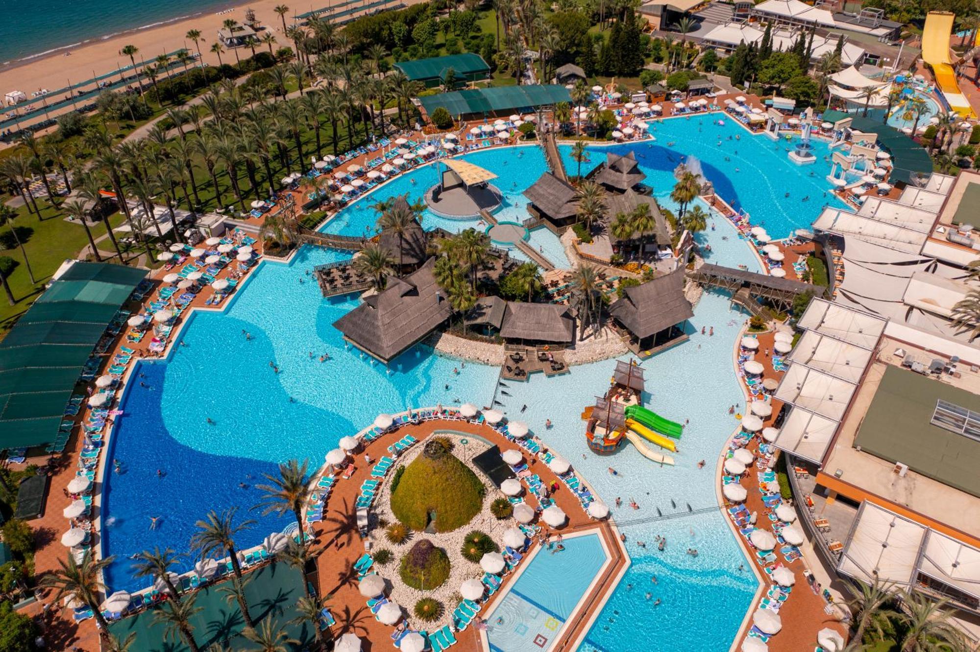 Hotel Aqi Pegasos World Side Exteriér fotografie